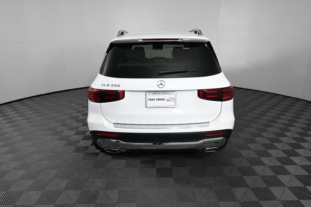 Used 2026 White Mercedes-Benz GLB 250 image 29