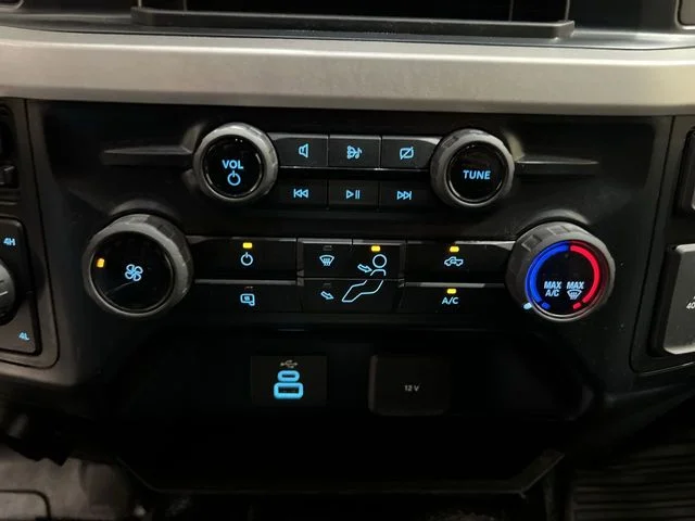 Used 2024 Oxford White Ford XL image 14