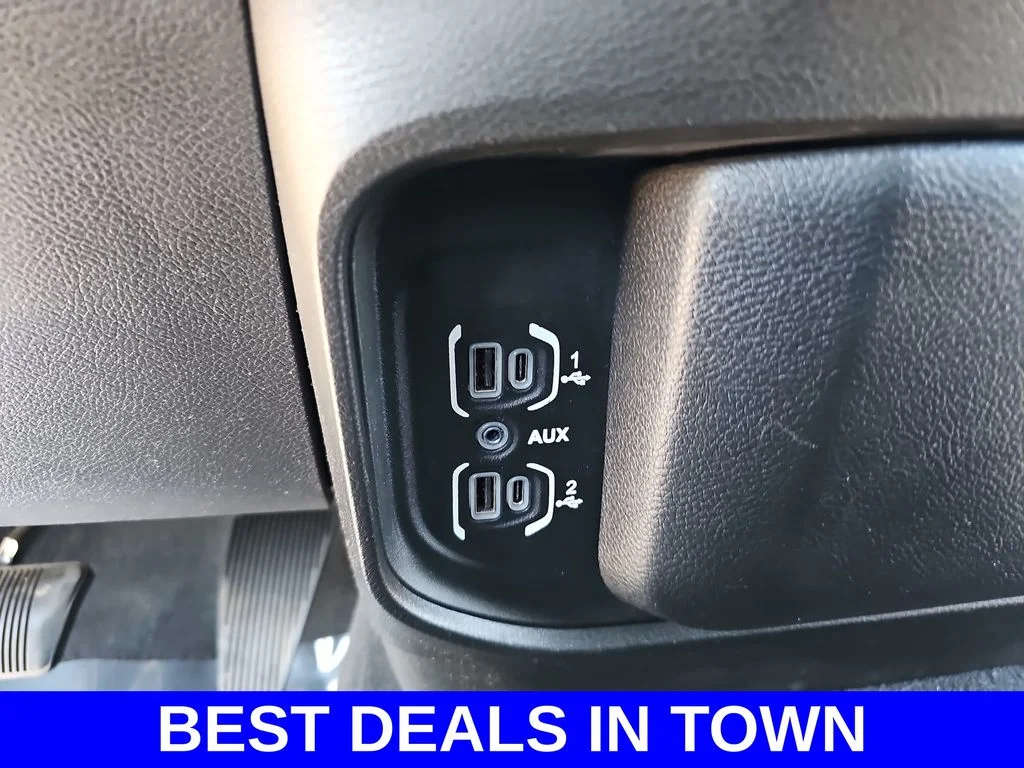 Used 2020 White Ram Laramie image 23