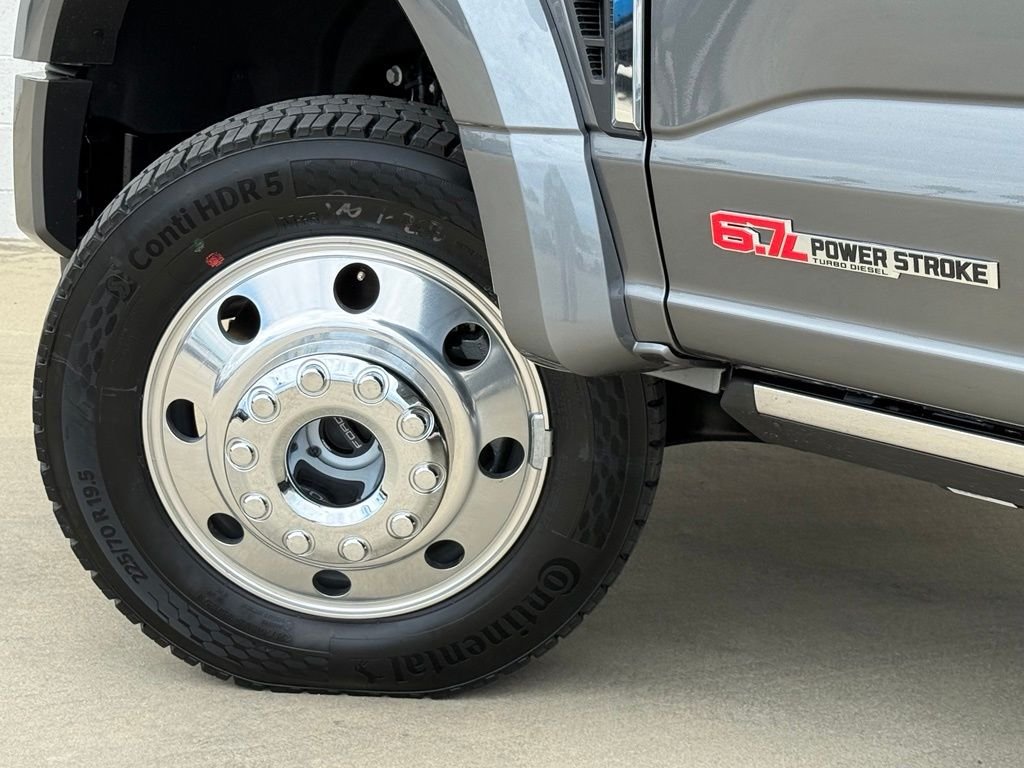New 2026 Gray Ford Lariat image 20