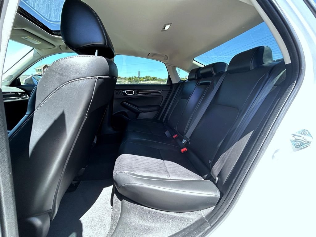 Used 2023 White Honda Touring image 20
