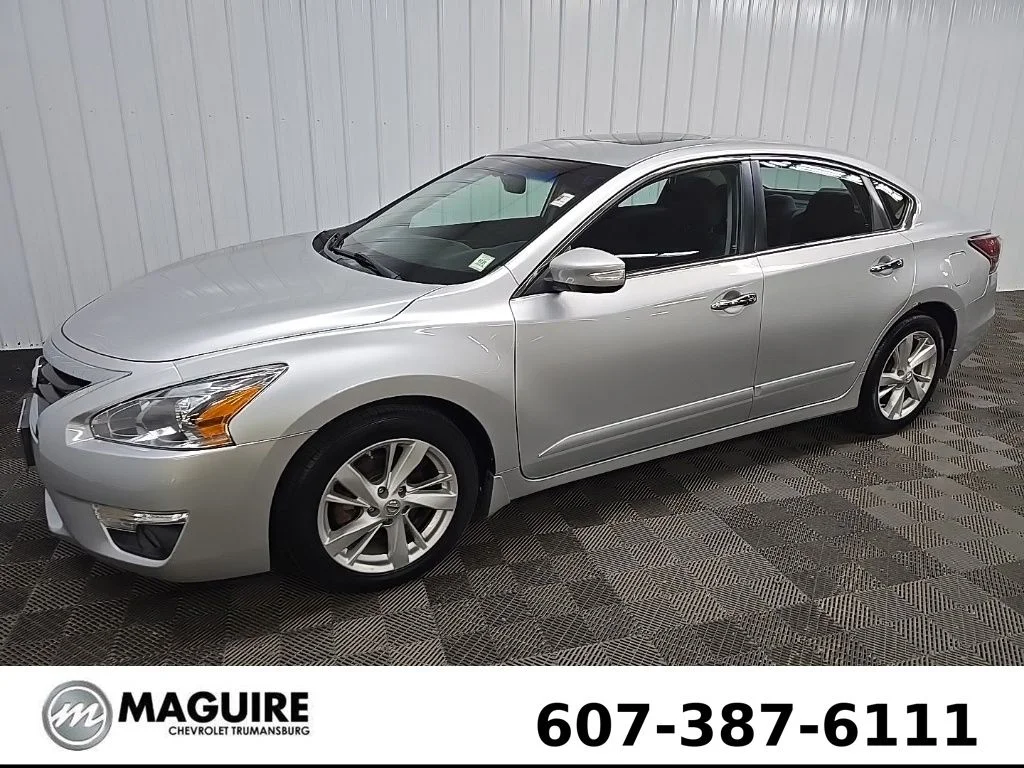 Used 2015 Silver Nissan 2.5 SV image 6