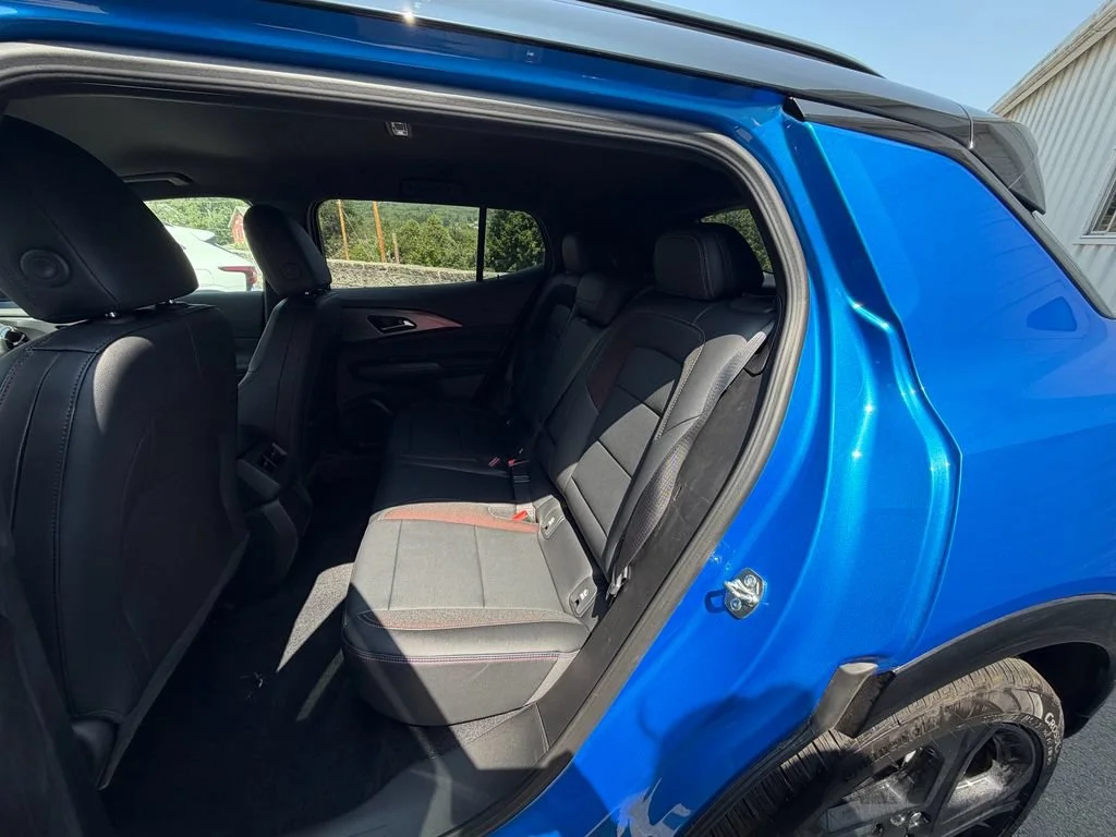 2026 Chevrolet Equinox EV RS - Photo 10