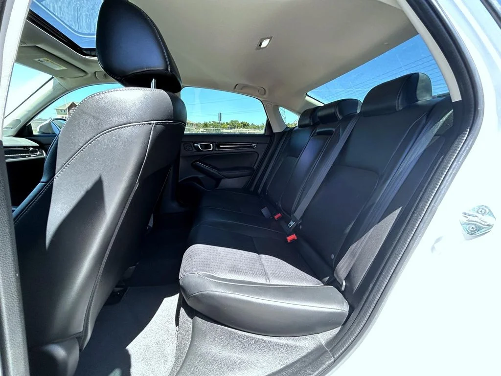 Used 2023 White Honda Touring image 20