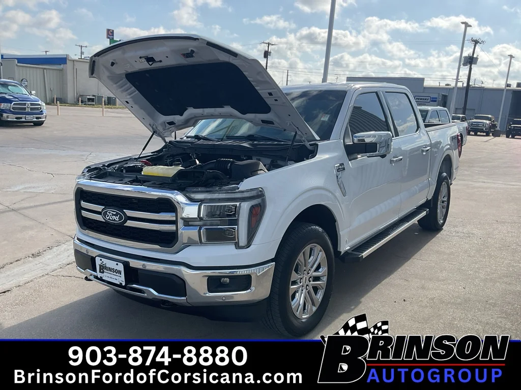 Used 2025 Oxford White Ford LARIAT image 12
