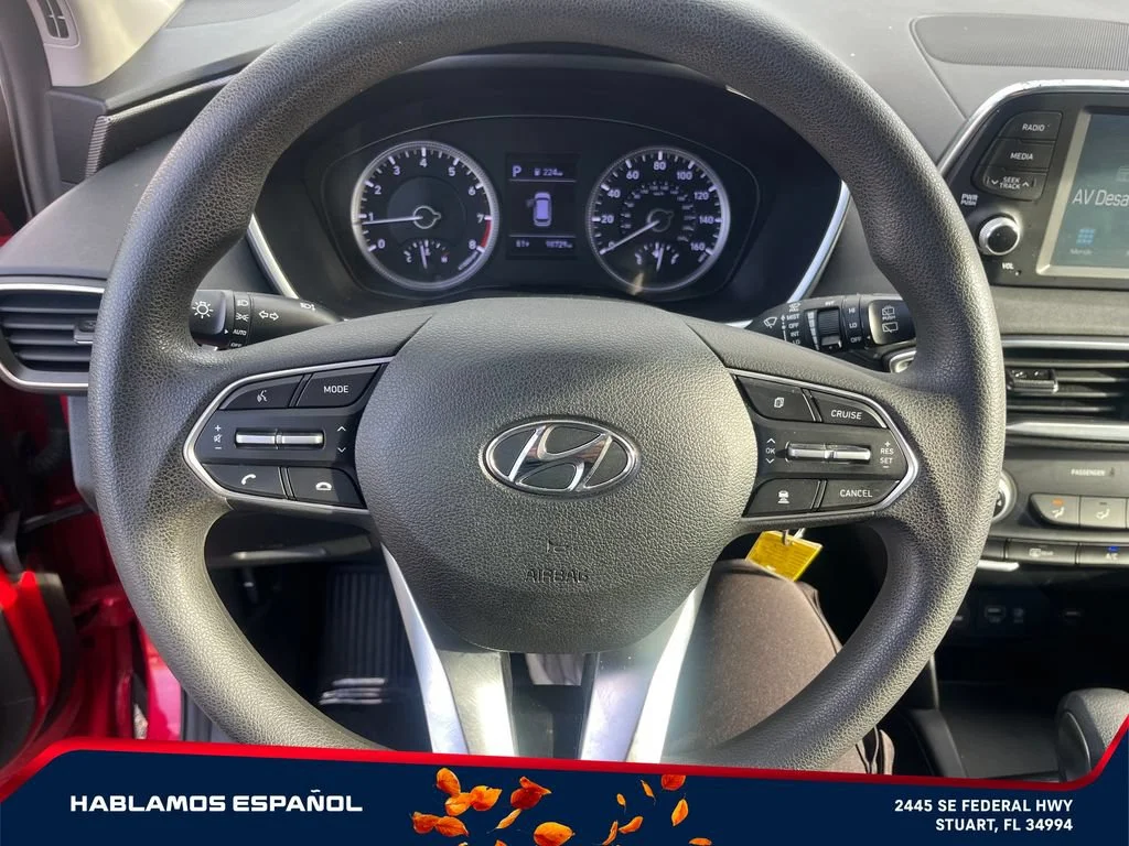 Used 2020 Red Hyundai SE image 19