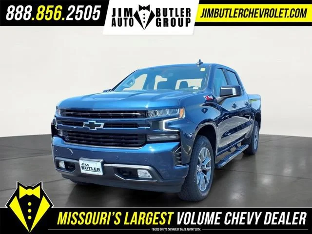 Used 2022 Northsky Blue Metallic Chevrolet RST image 1