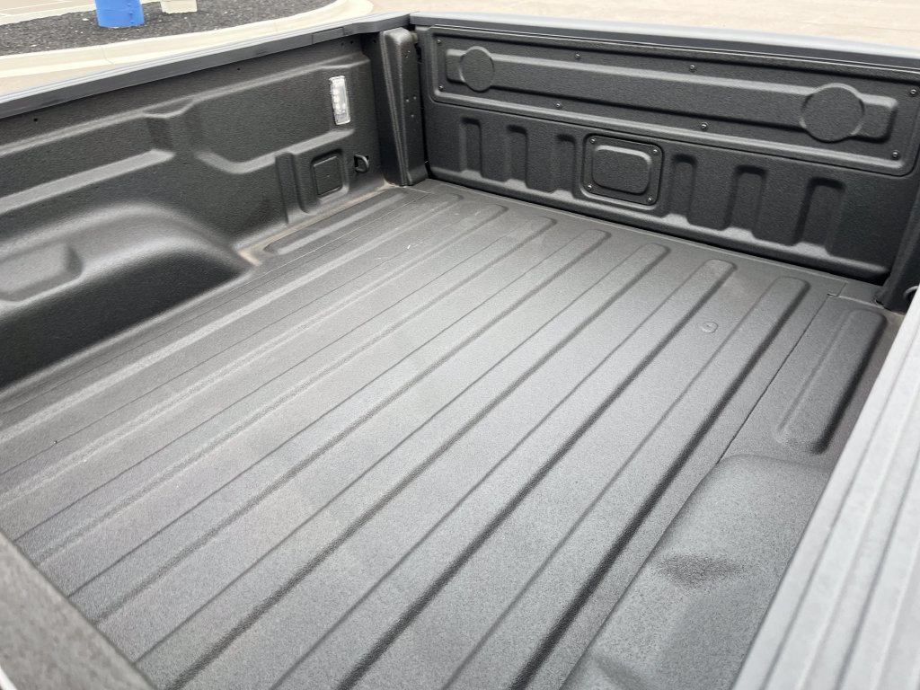 Used 2022 Gray Jeep Rubicon image 10
