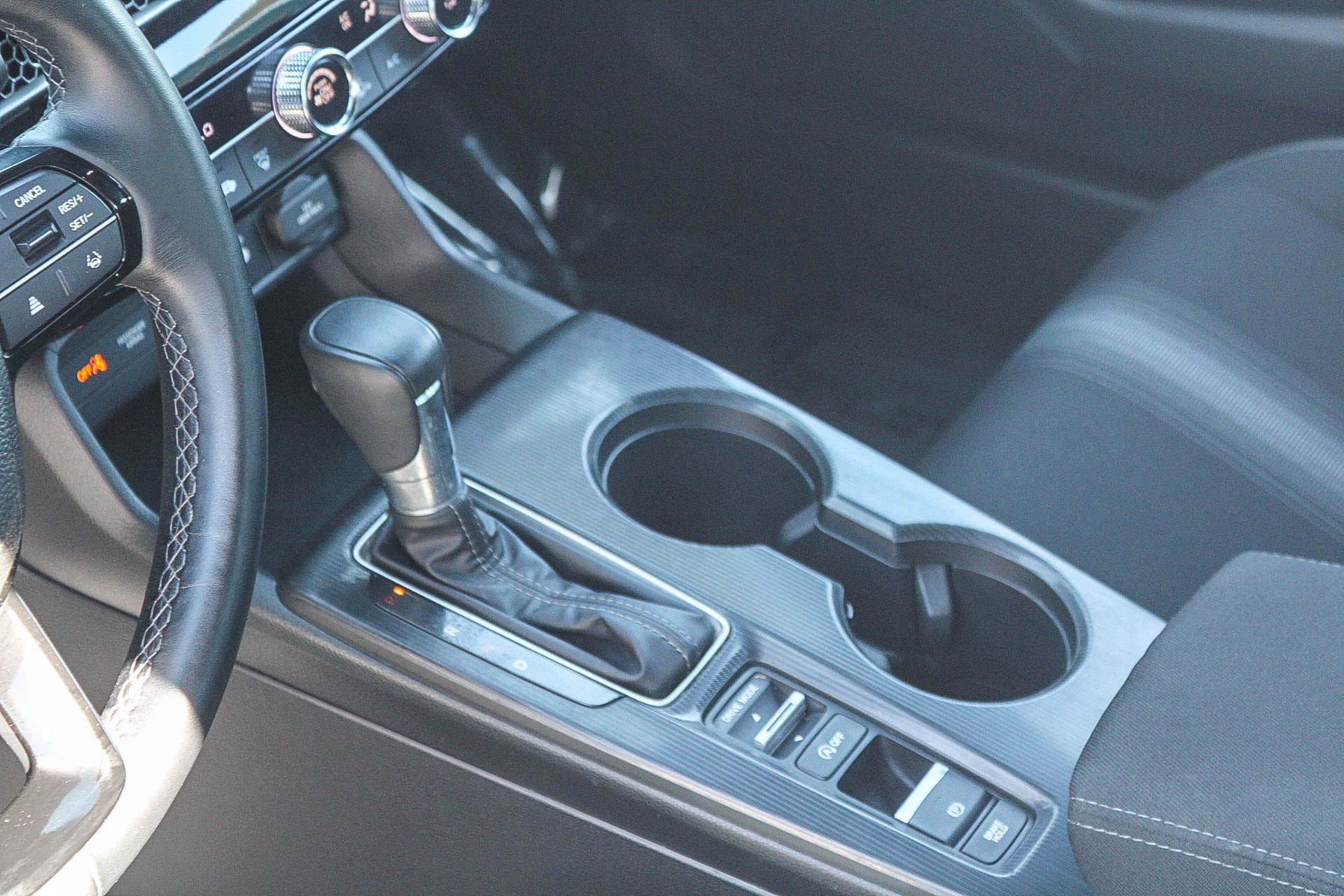 2025 Honda Civic Hatchback Sport - Photo 19