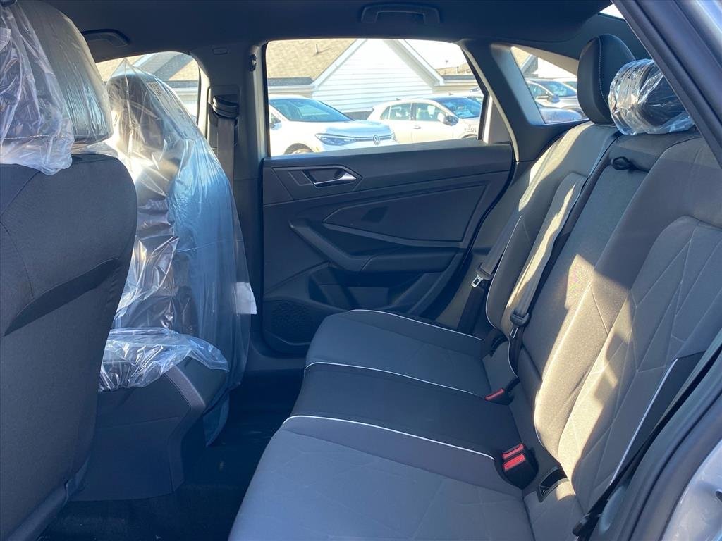 New 2026 Black Volkswagen 1.5T Sport image 10