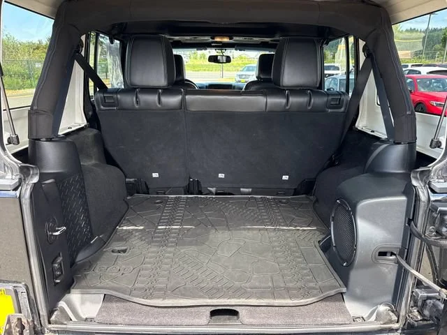 Used 2014 Black Clearcoat Jeep Unlimited Rubicon image 14