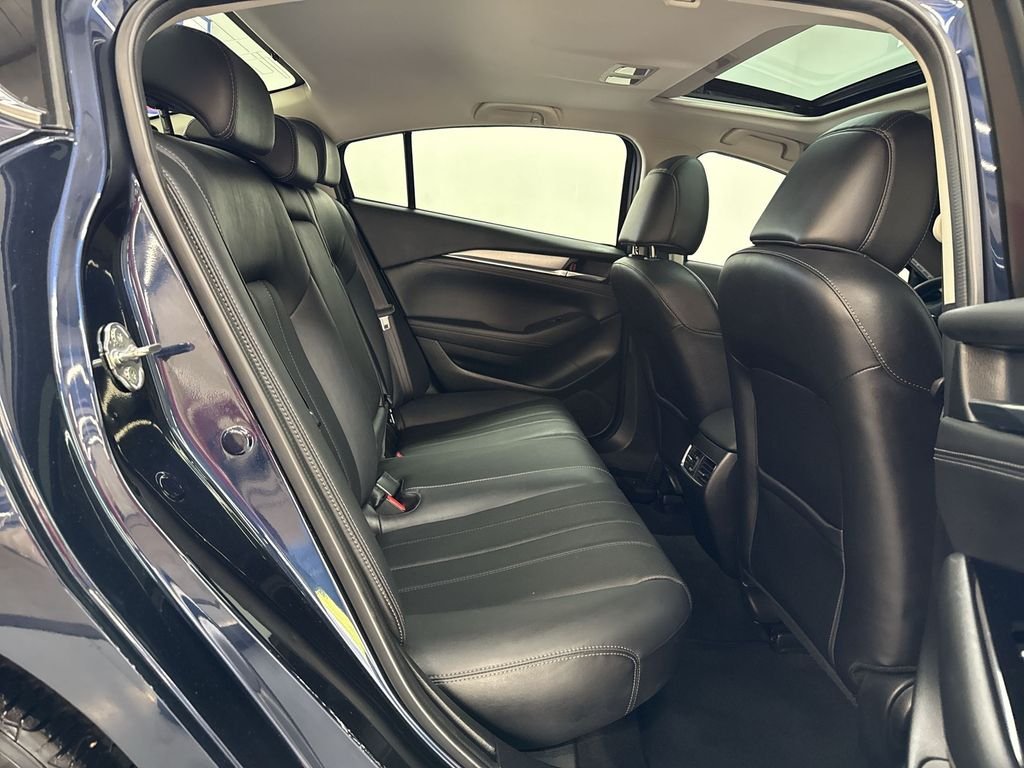 Used 2020 Crystal Blue Mazda Grand Touring image 17