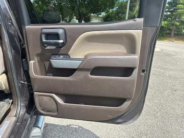 Used 2015 Tungsten Metallic Chevrolet LT image 19