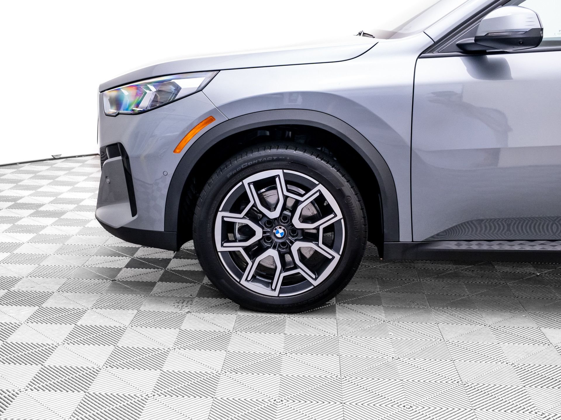 Certified Used 2025 Skyscraper Grey Metallic BMW xDrive28i image 37