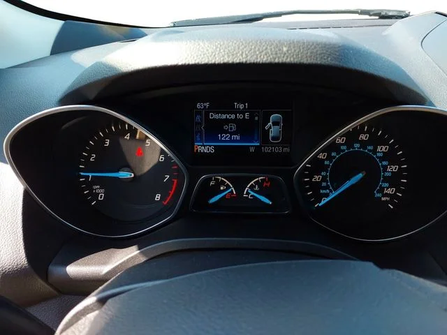 Used 2015 Gold Ford SE image 14