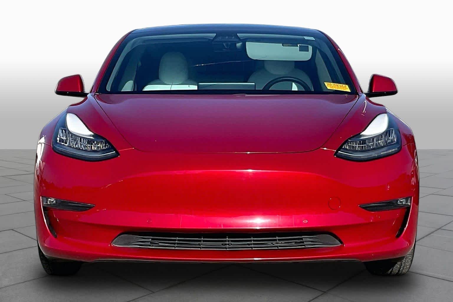 Used 2021 RED Tesla Long Range image 3