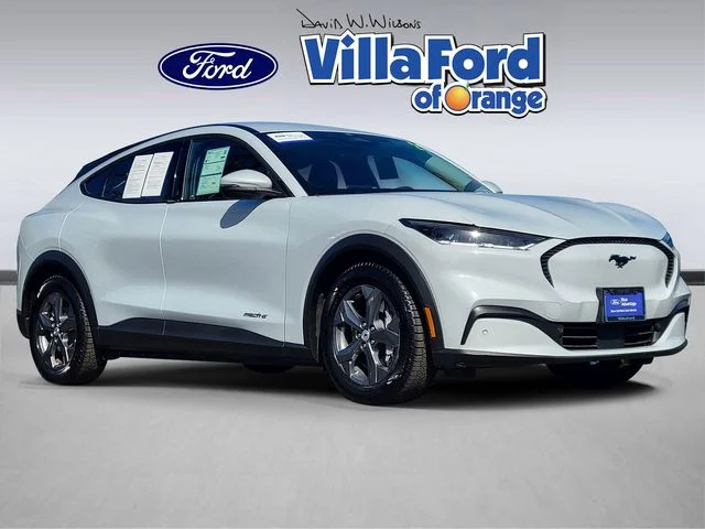 2021 Ford Mustang-Mach-e Select's photo