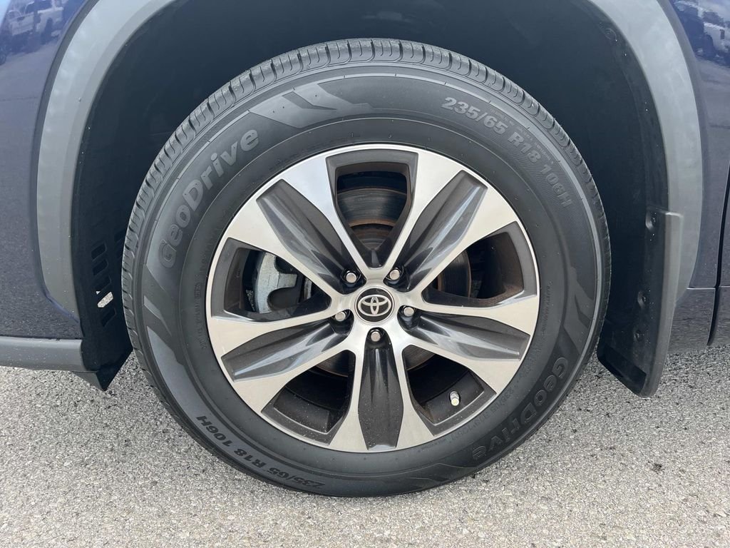 Used 2021 Blue Toyota XLE image 14