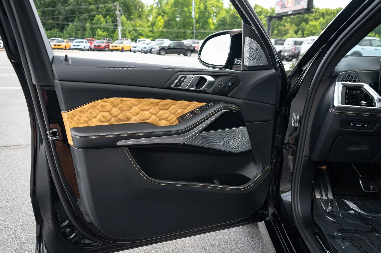 Used 2026 Black BMW Competition image 34