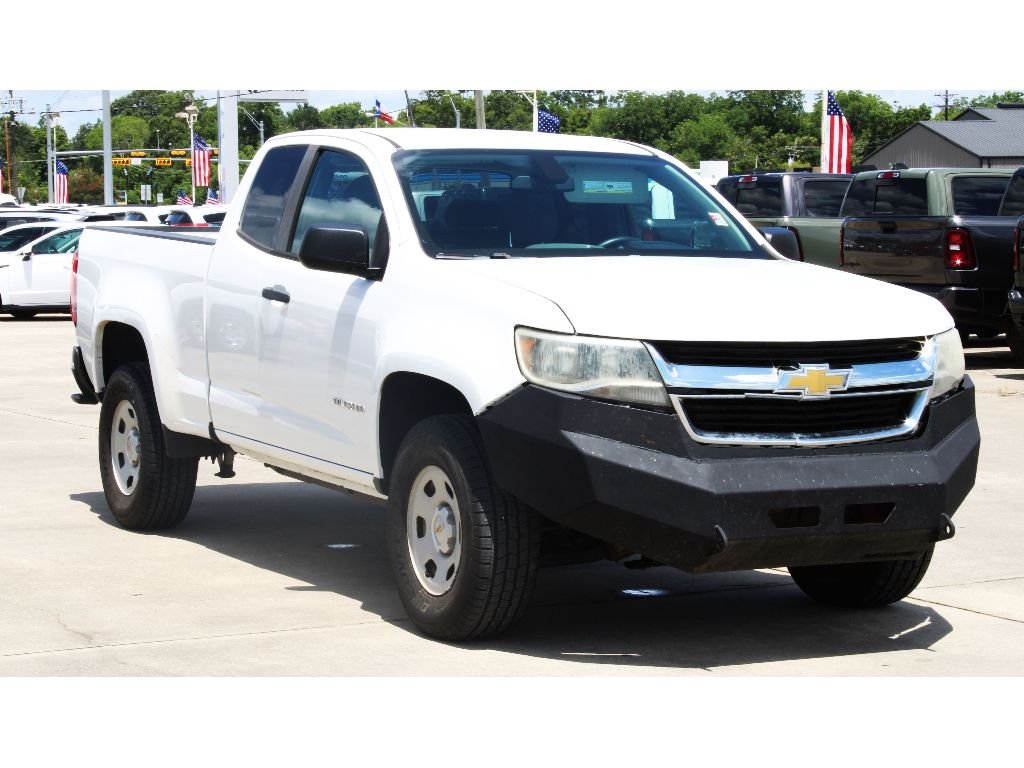 Used 2015 Summit White Chevrolet 2WD WT image 17