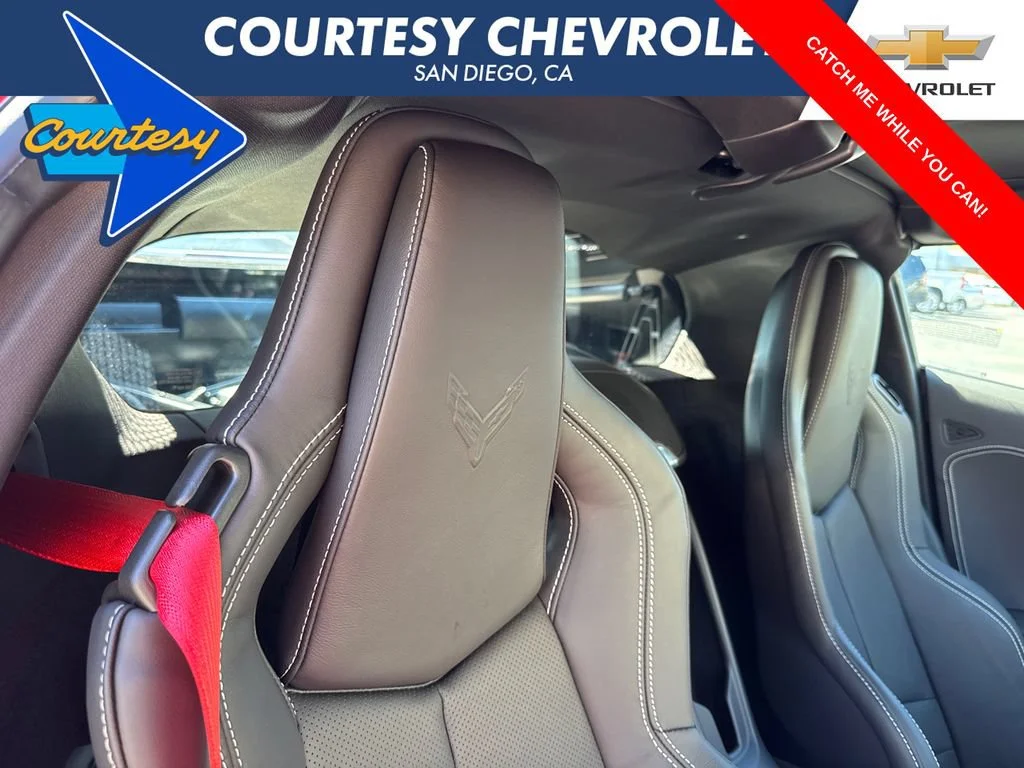 2025 Chevrolet Corvette 1LZ - Photo 12