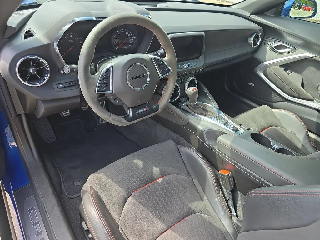 Used 2023 Blue Chevrolet ZL1 image 10
