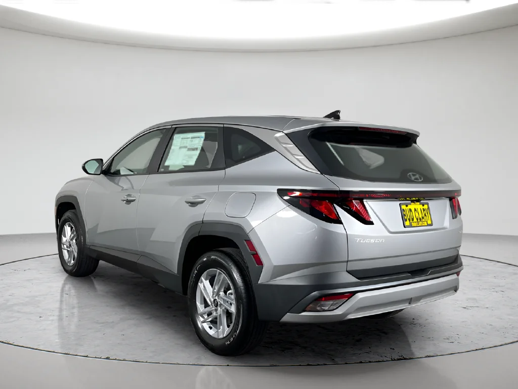 New 2026 Silver Hyundai SE image 7