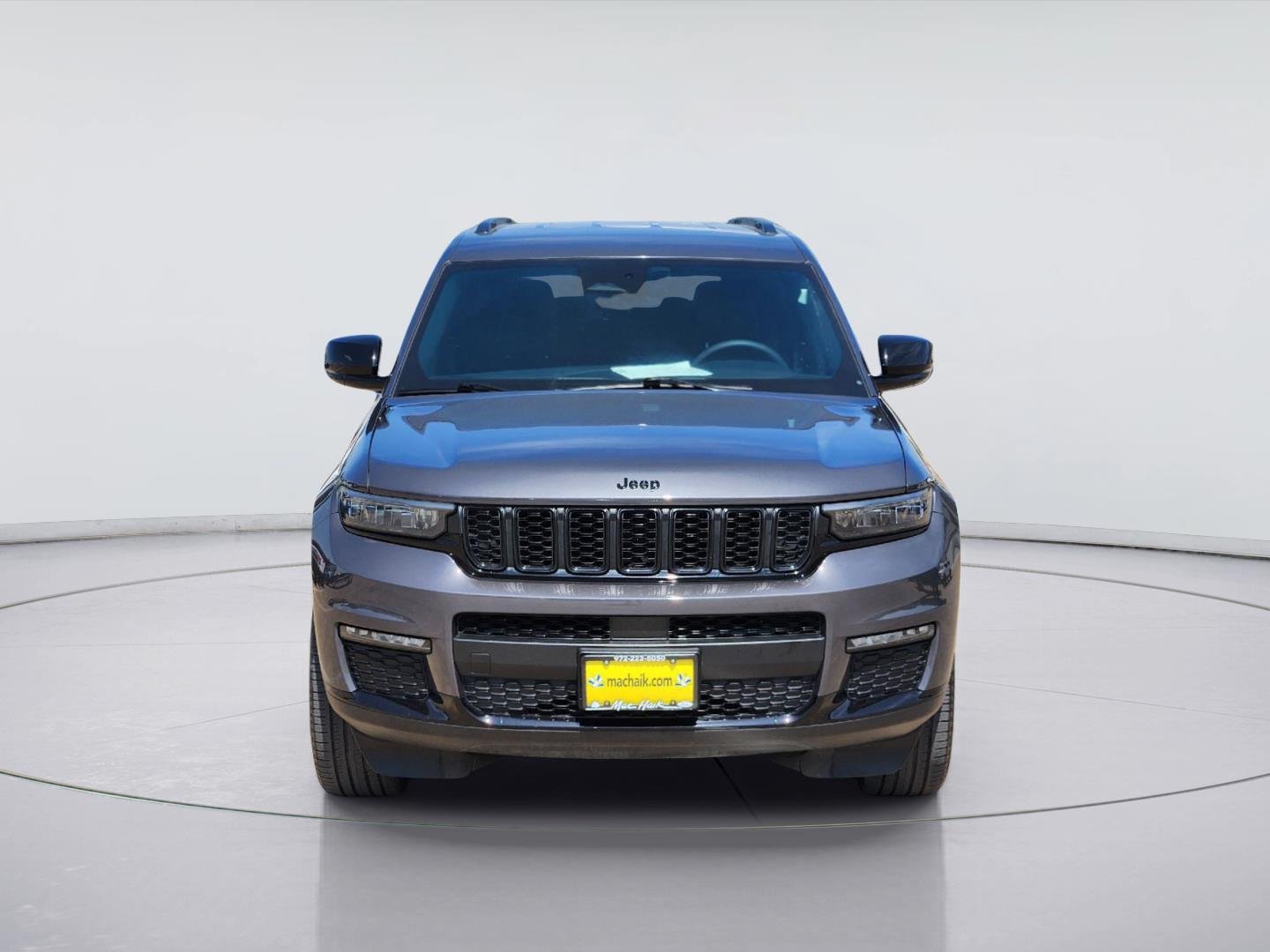 Used 2024 Baltic Gray Metallic Clearcoat Jeep Limited image 2