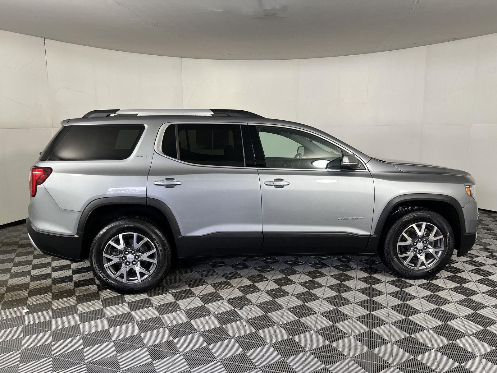 Used 2023 Sterling Metallic GMC SLT image 52