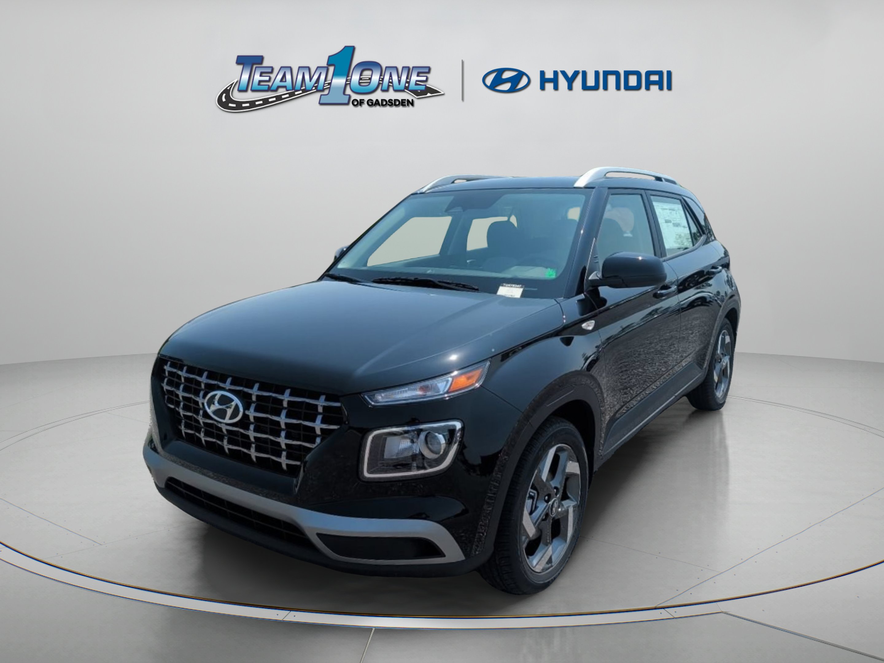 New 2026 Onyx Black Hyundai SEL image 4