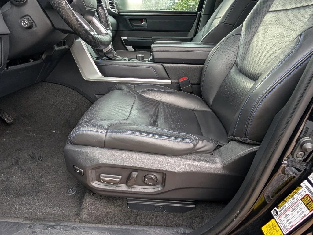 Used 2023  Toyota Platinum image 14