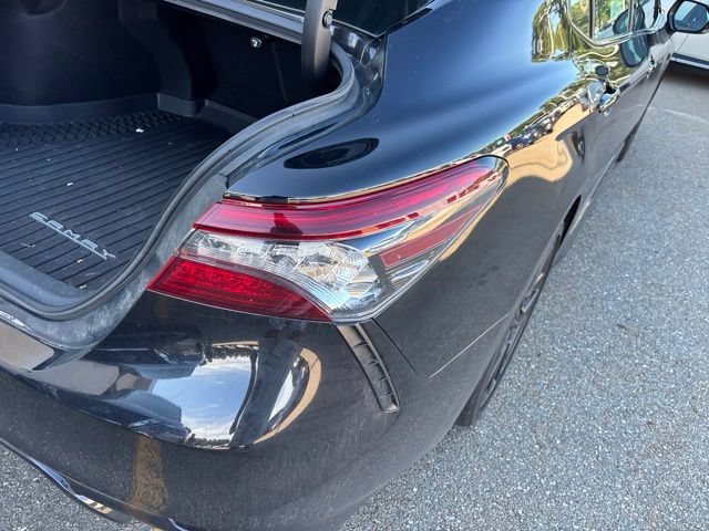 Used 2022 Midnight Black Metallic Toyota XSE image 8