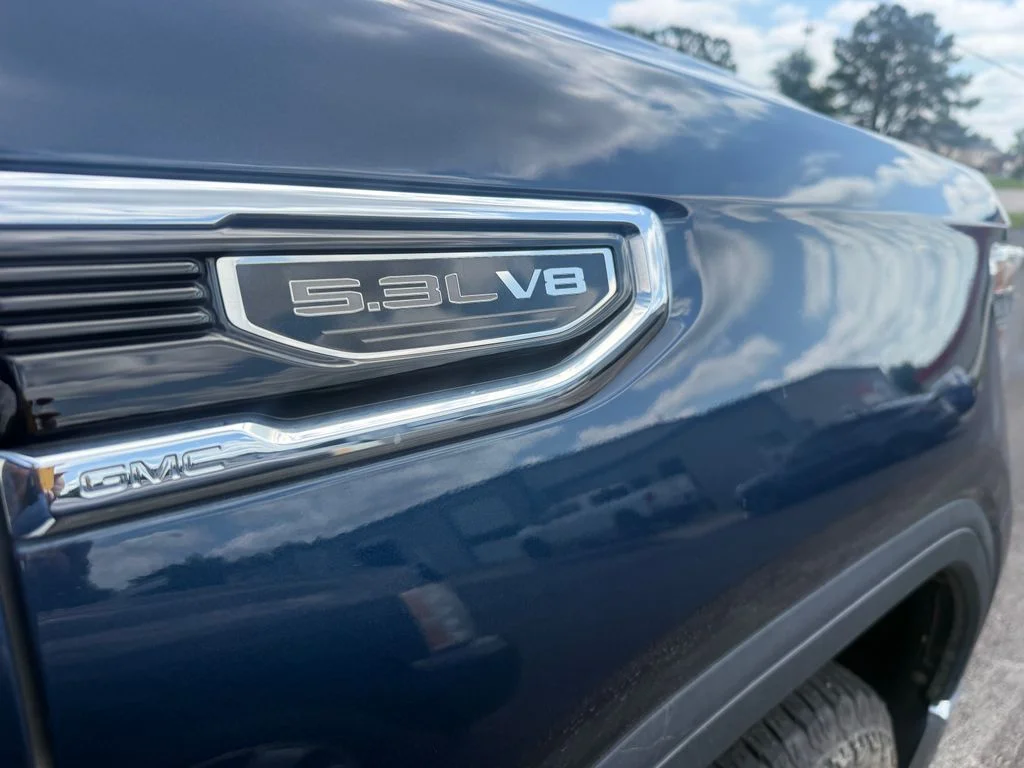 Used 2019 Blue GMC SLT image 5