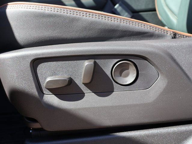 2026 GMC Yukon AT4 - Photo 37