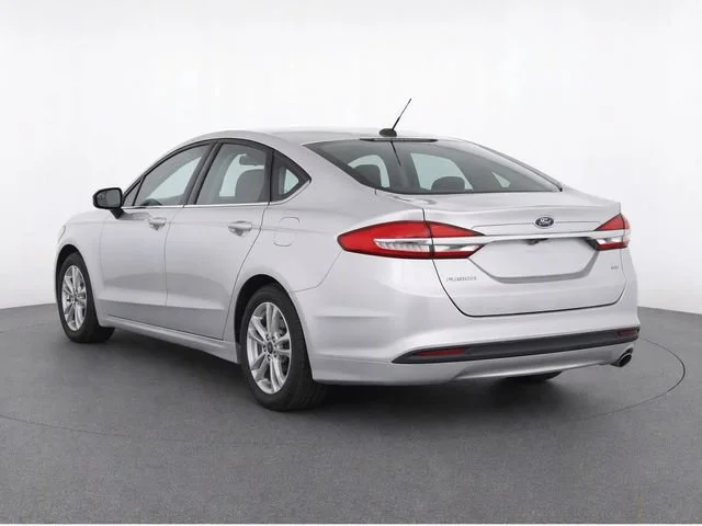 Used 2018 Ingot Silver Meta Ford SE image 4