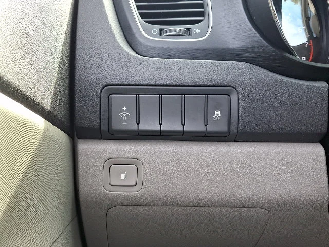Used 2018 Blue Kia LX image 24