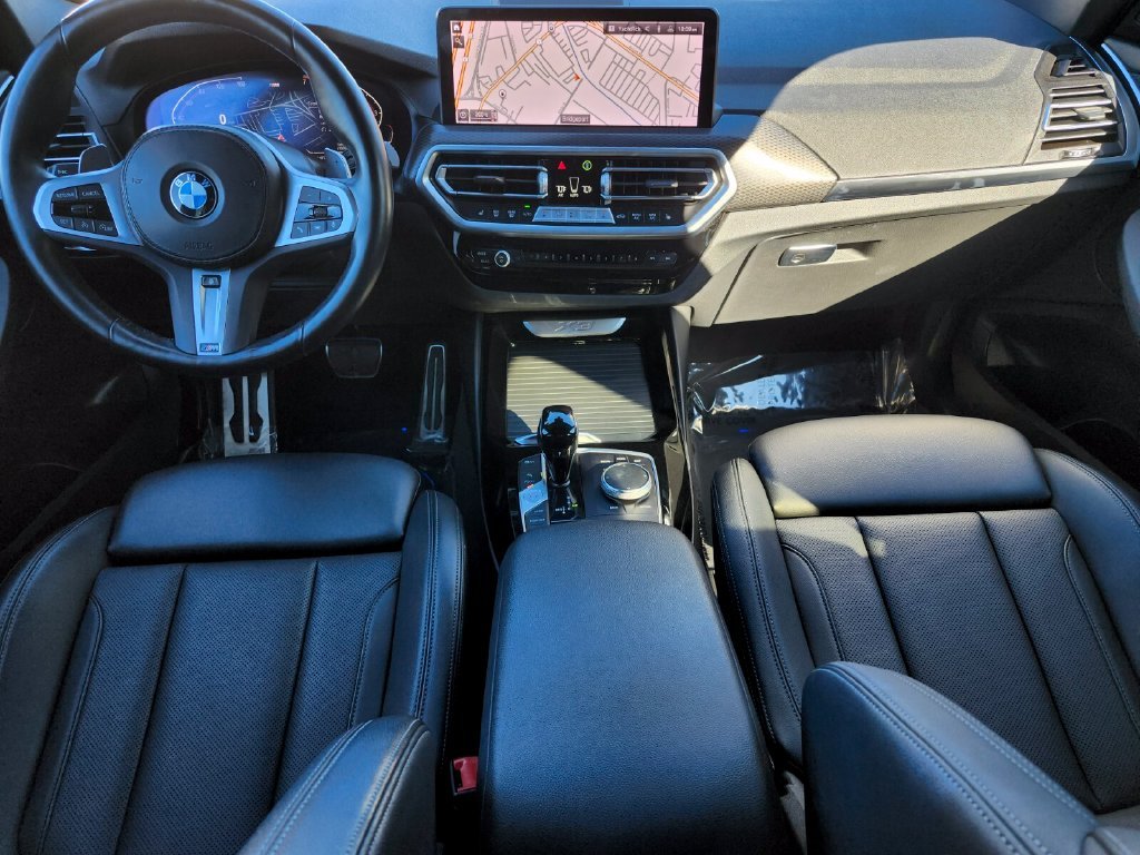 Used 2023 Gray BMW xDrive30i image 13