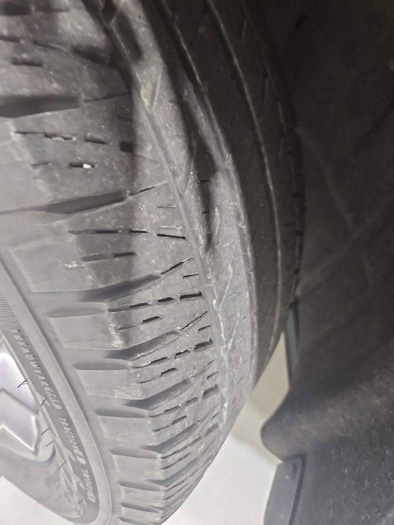 Used 2021 Black Jeep Limited image 28