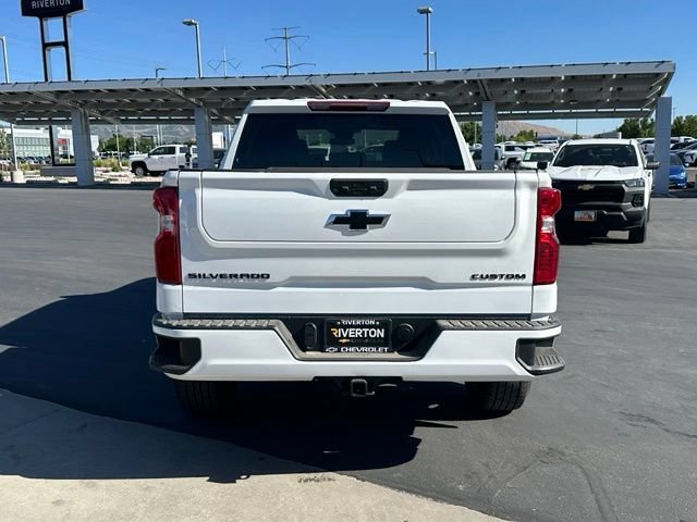 New 2026 Summit White Chevrolet Custom image 5