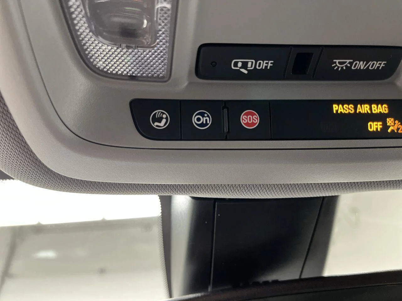 Used 2023 Summit White Chevrolet 2LT image 28