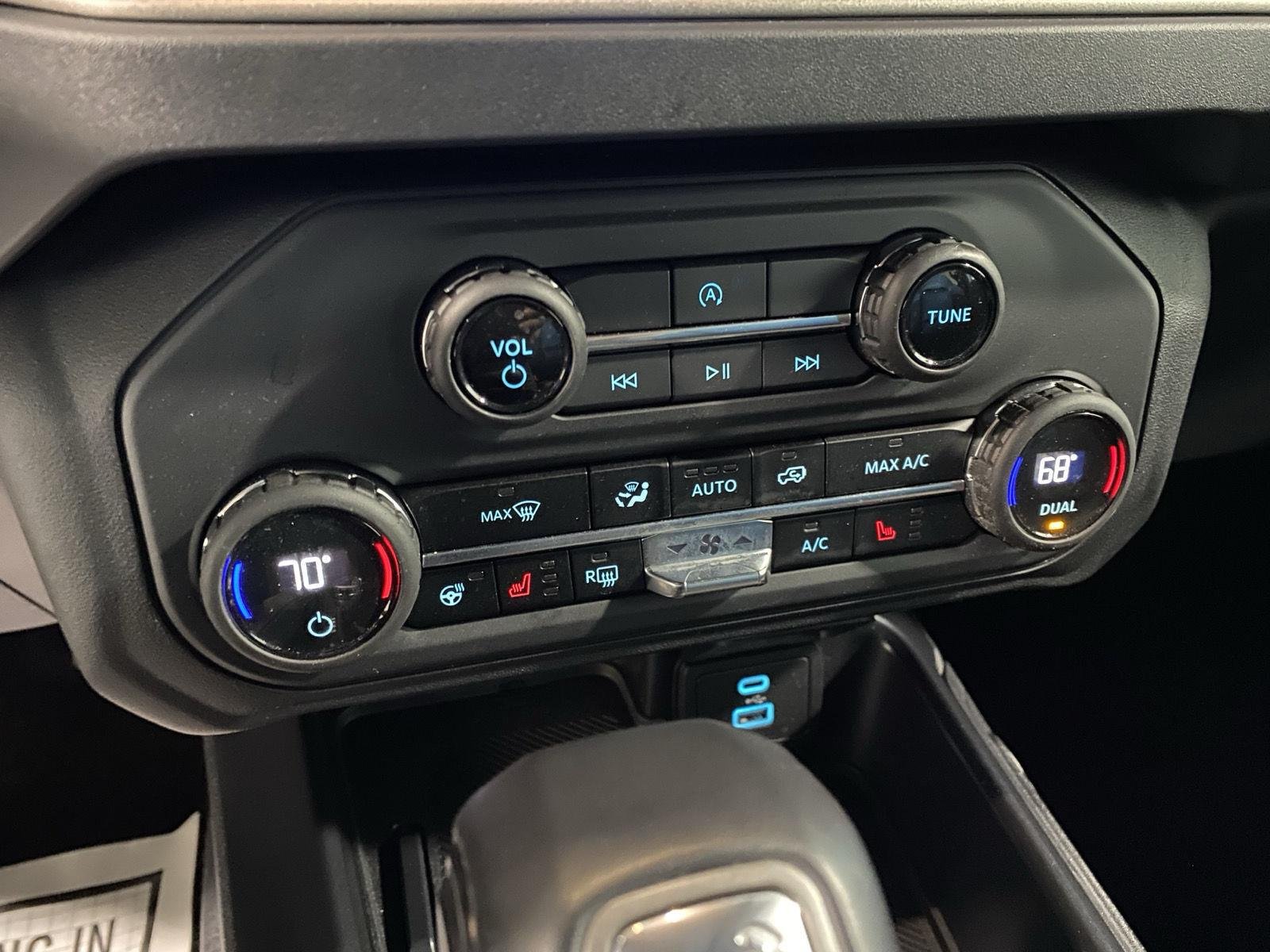 Used 2025 Marsh Gray Ford Outer Banks image 13