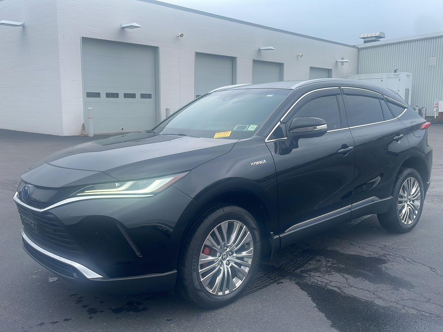Used 2021 Black Toyota XLE image 10