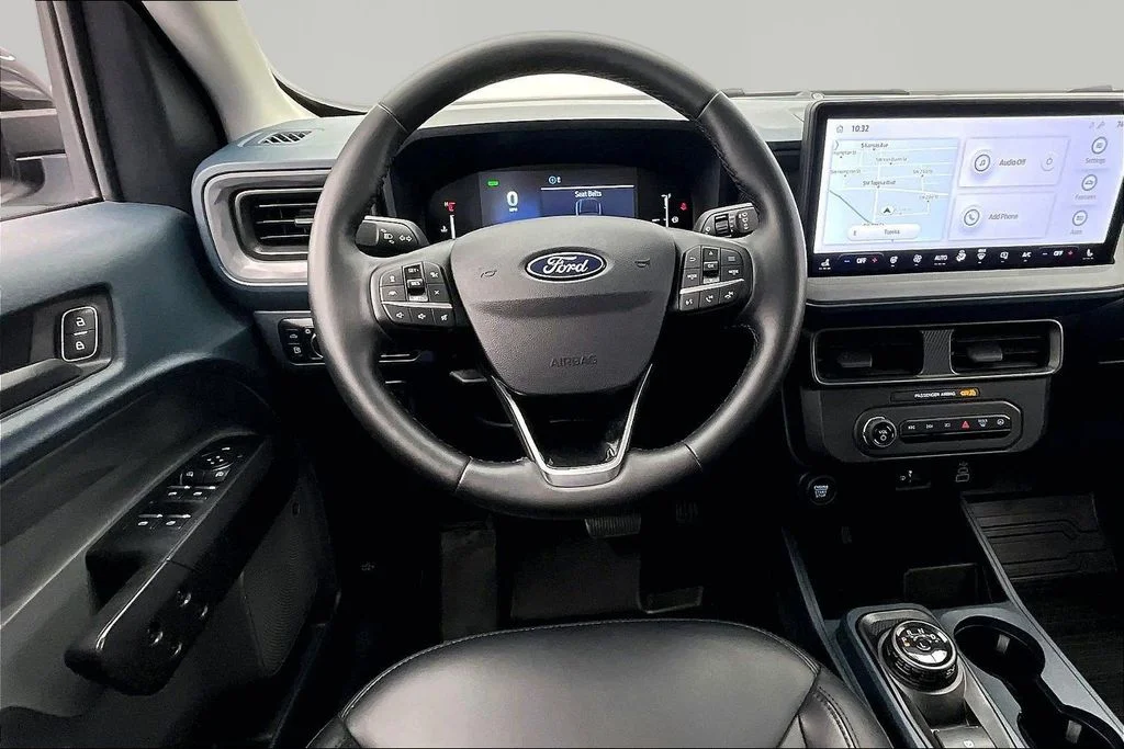 Certified Used 2025 White Metallic Ford Lariat image 5