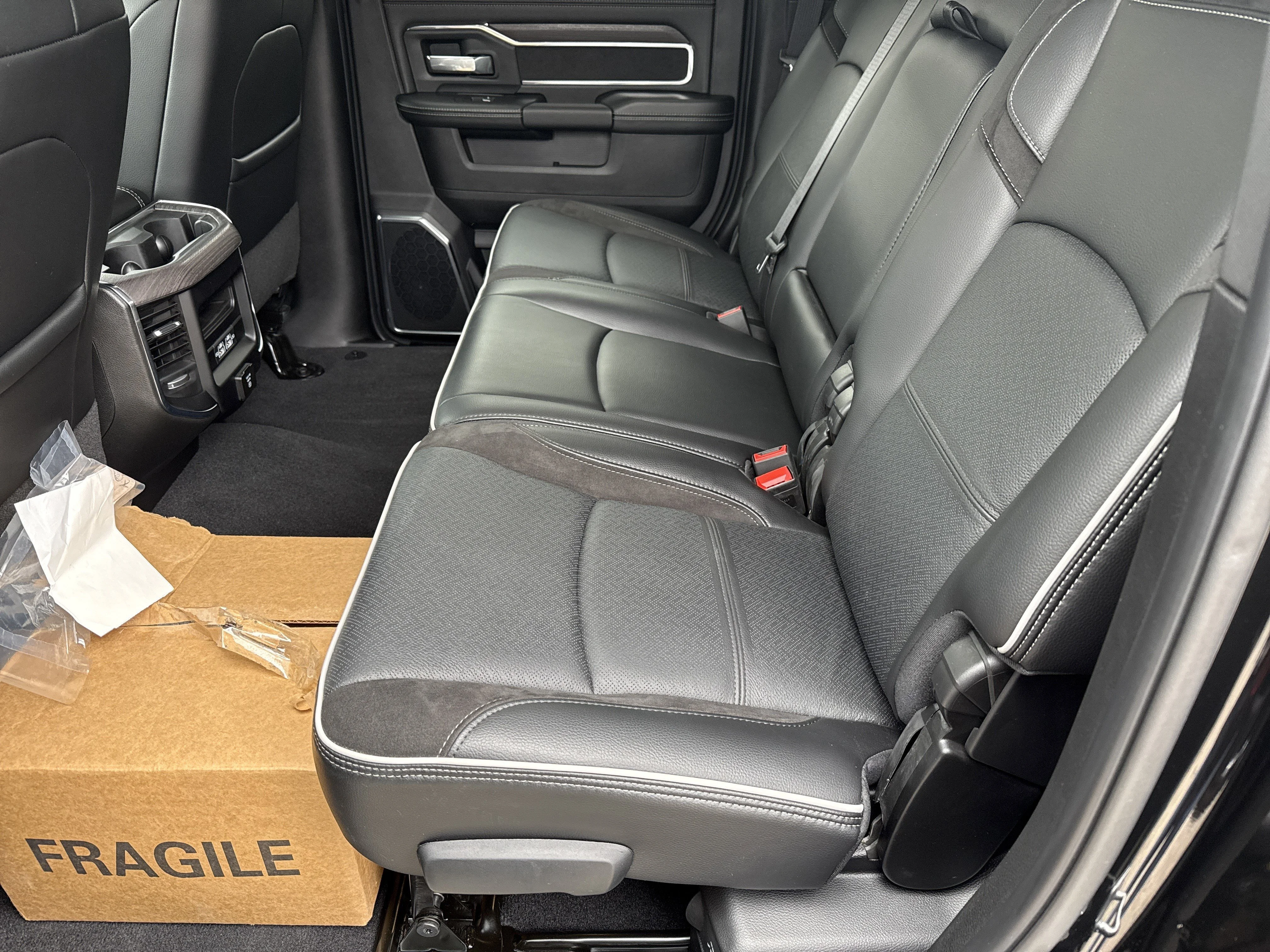 2025 RAM 2500 Laramie - Photo 23