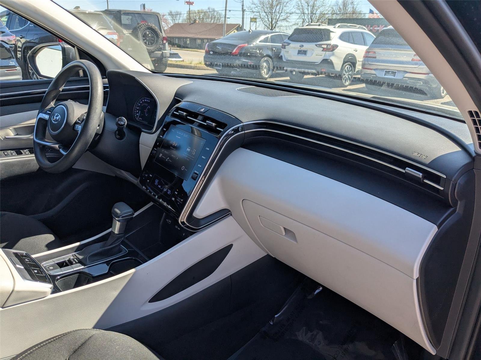 Used 2024 Black Pearl Hyundai SEL image 32