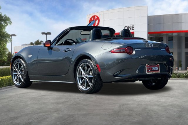 Used 2020 Gray Mazda Grand Touring image 8