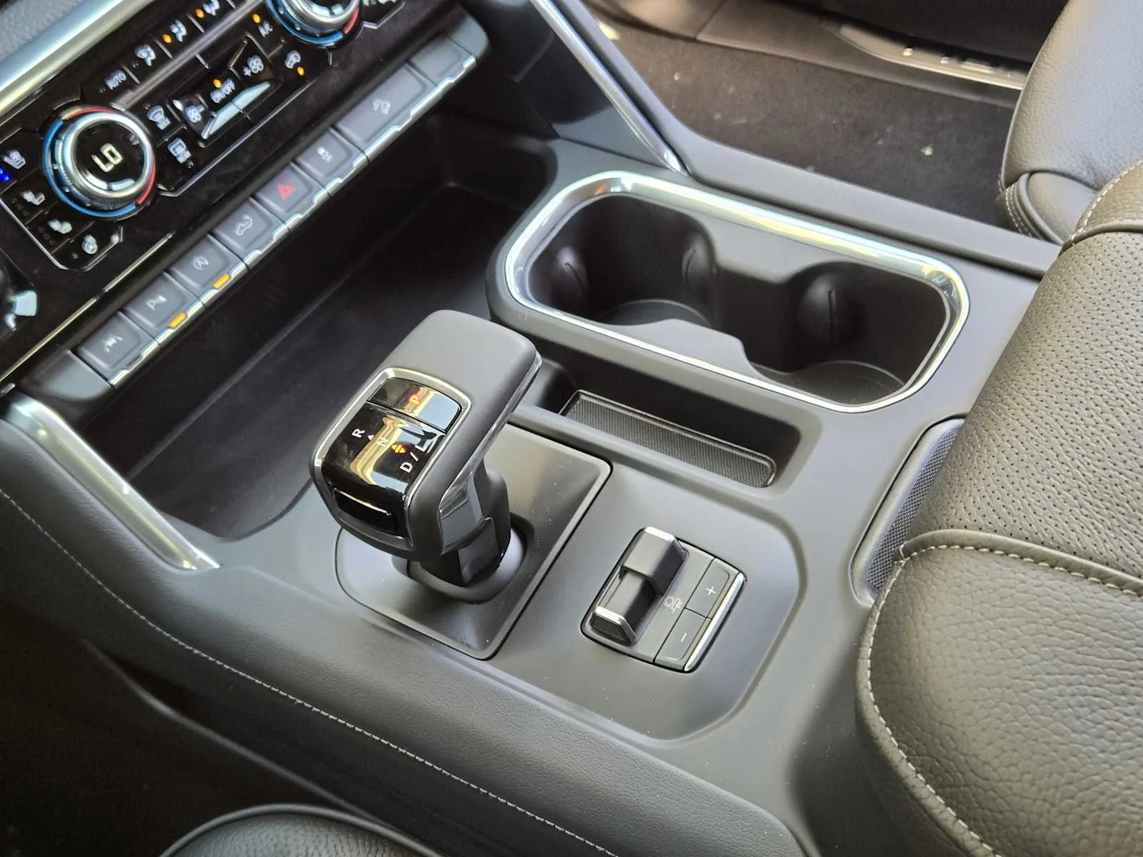 New 2026 Glacier White Tricoat GMC Denali image 14