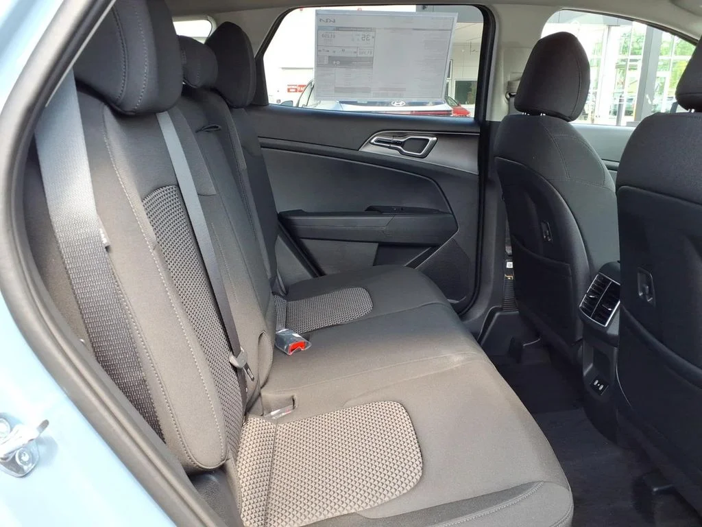 New 2027 Blue Kia S image 8