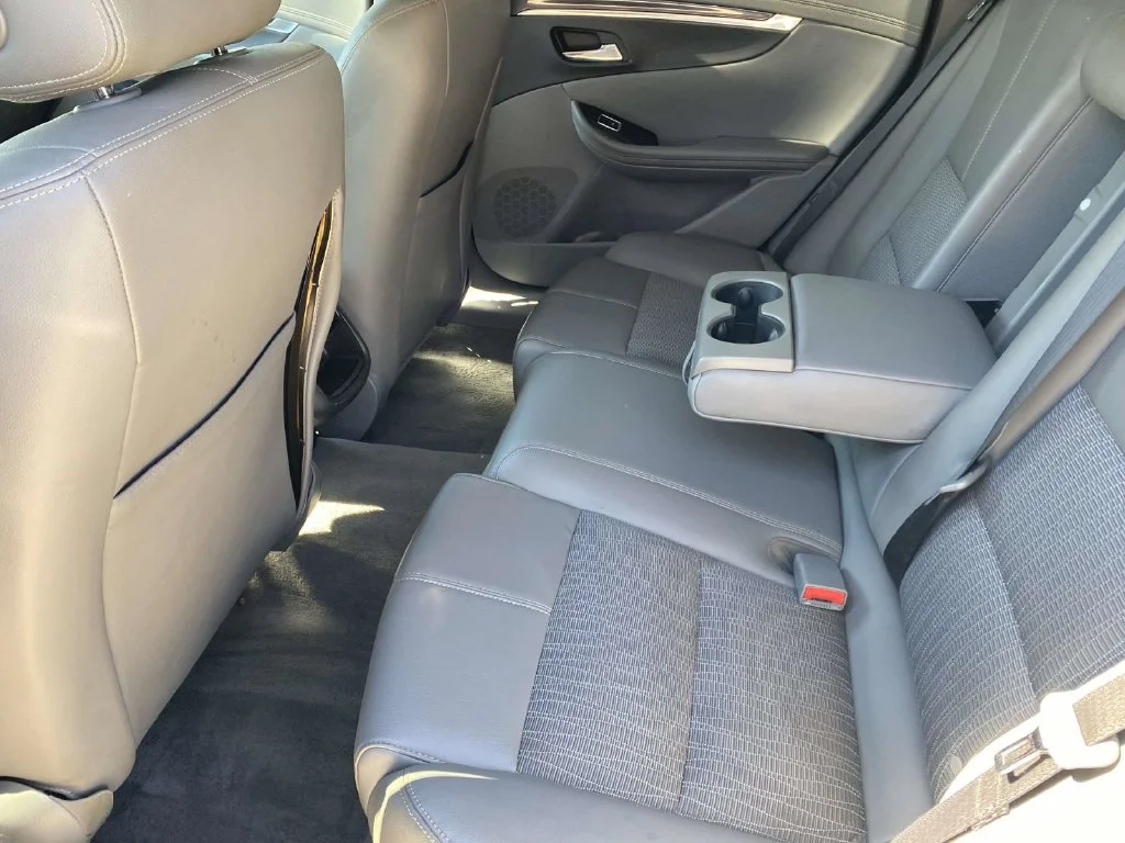 Used 2019 Blue Chevrolet LT image 14