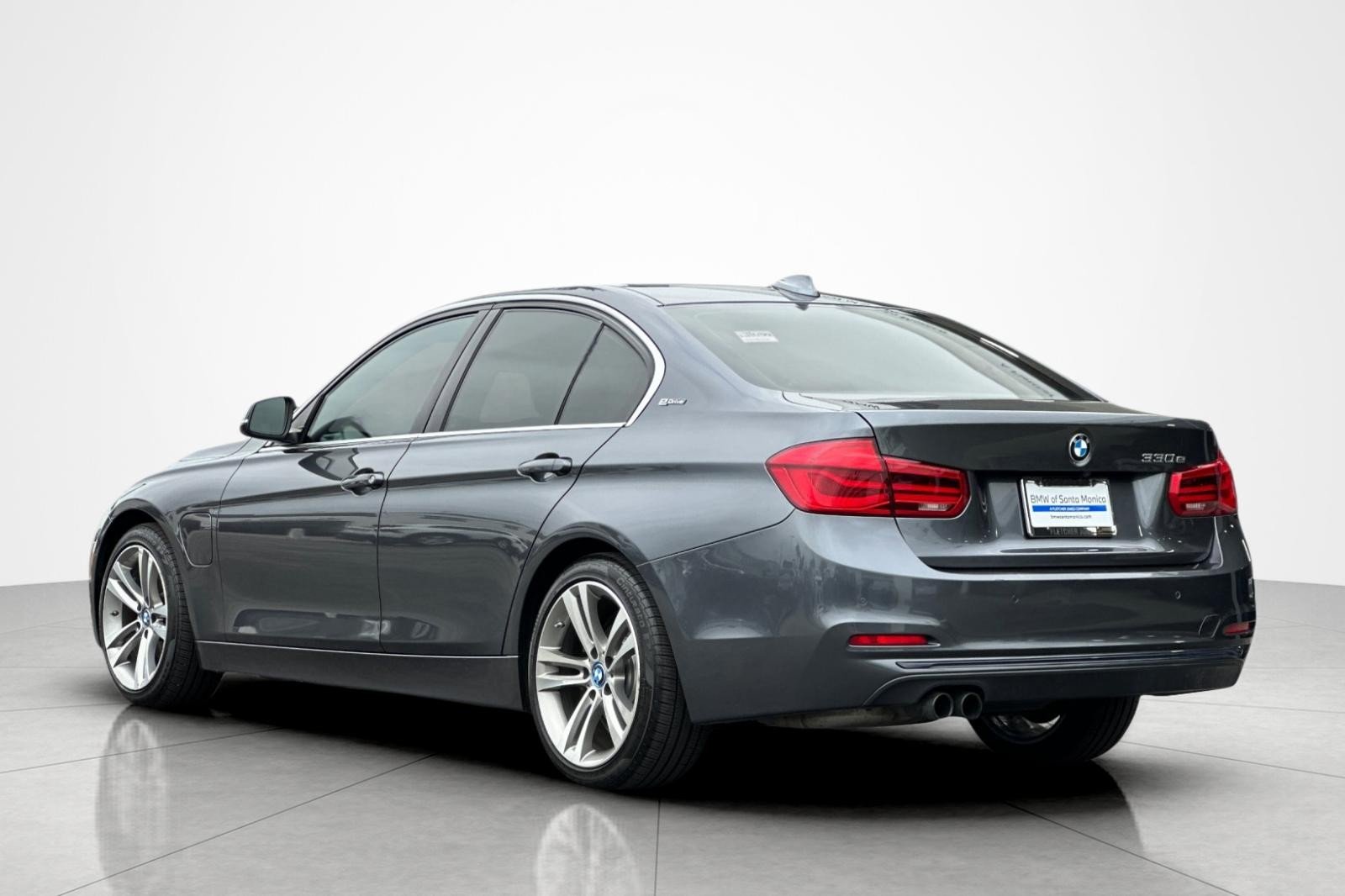 Used 2017 Mineral Gray Metallic BMW 330e iPerformance image 3
